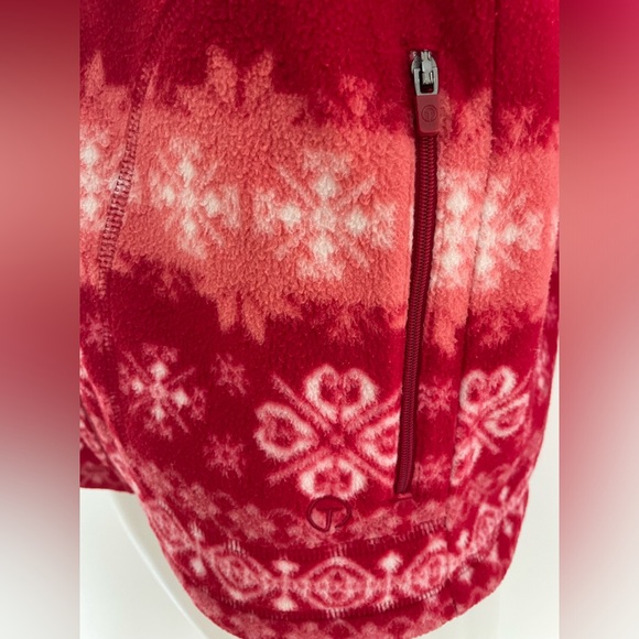 Talbots Fleece Jacket Red White Snowflake Full Zip Cozy Soft Size Large - Picture 11 of 13